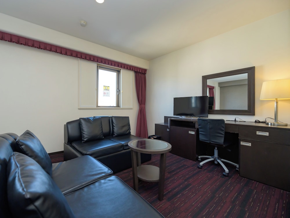 Twin Room, 2 Bedrooms, Non Smoking photo 3