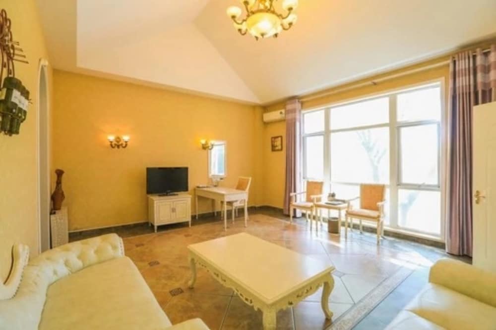 Villa photo 3