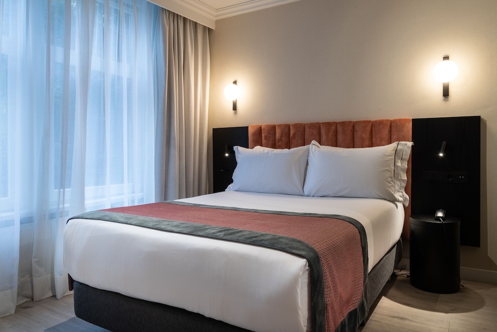 Premium Double Room (Single Use - Basic) photo 3