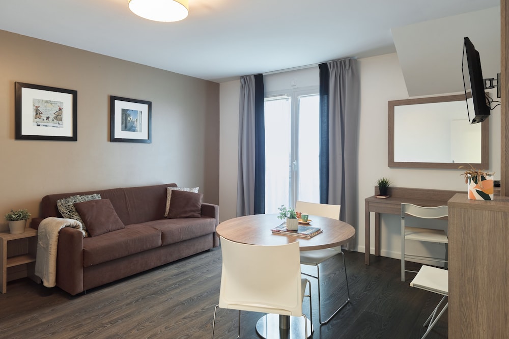 Superior Room - Photo 6