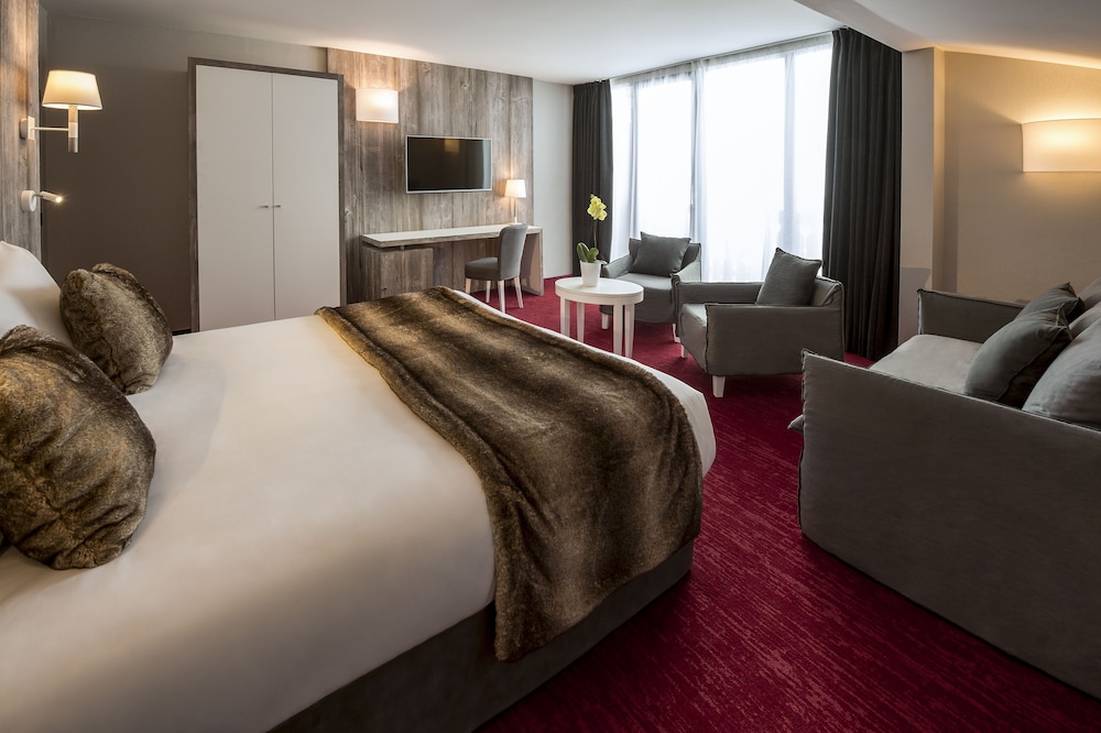Double or Twin Room - Photo 1
