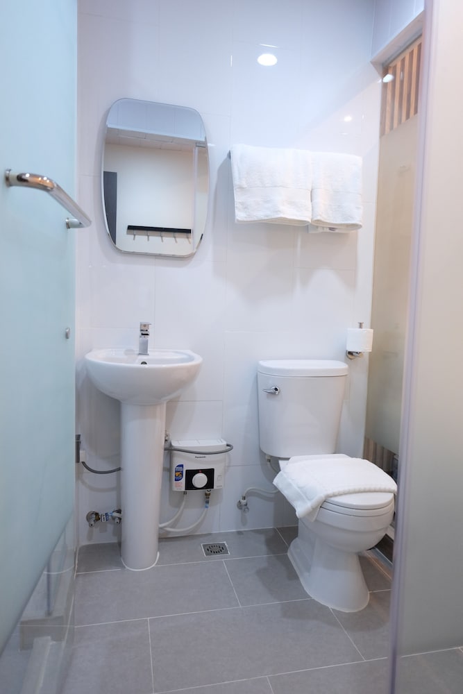 Superior Twin Room - Photo 9