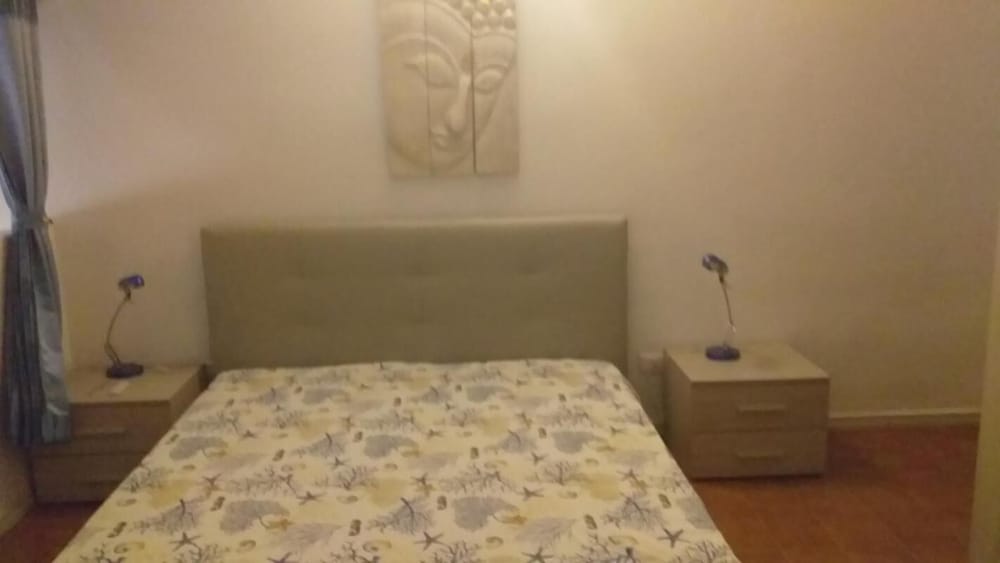 House, 2 Bedrooms, Patio, Mountain View