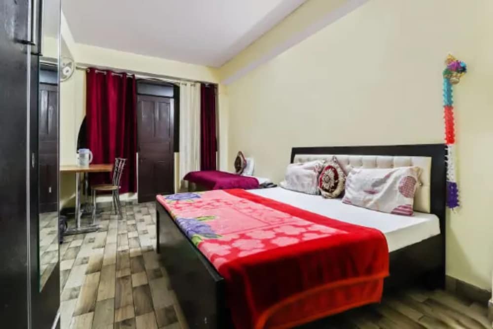Deluxe Double Room - Photo 12