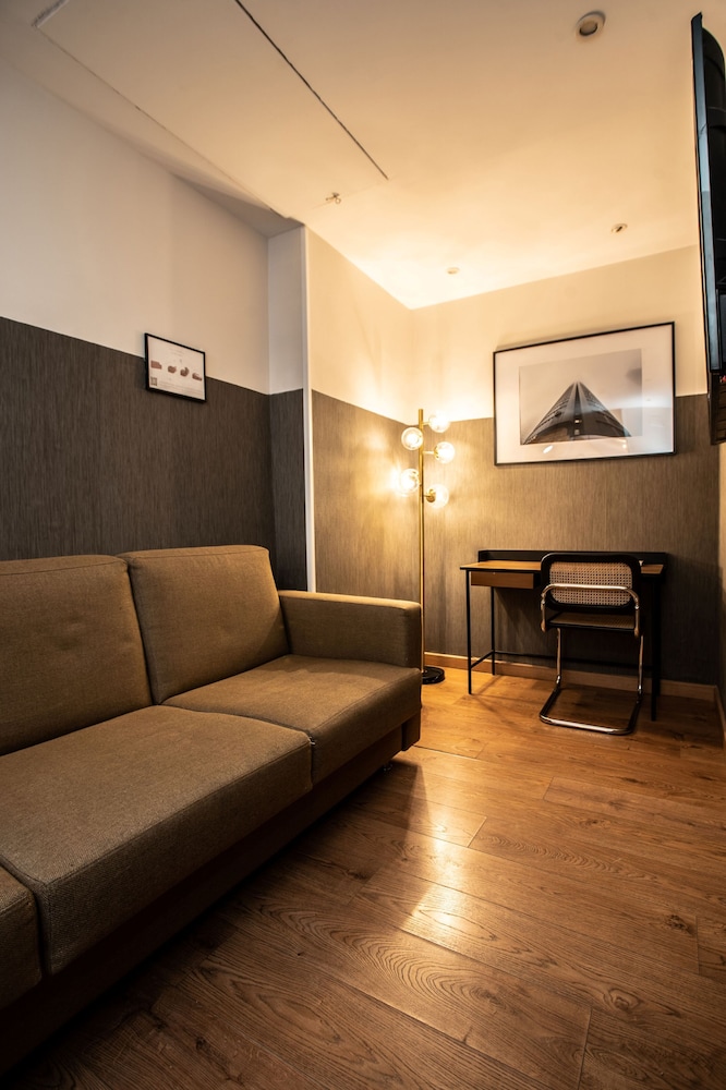 Apartment - Photo 18