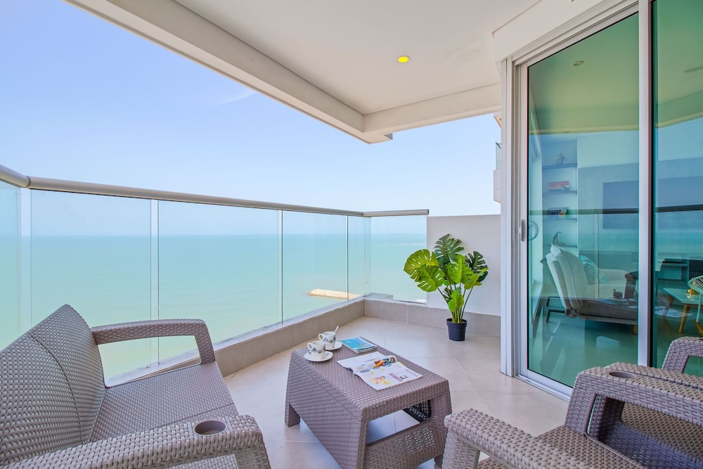 Superior Apartment photo 2