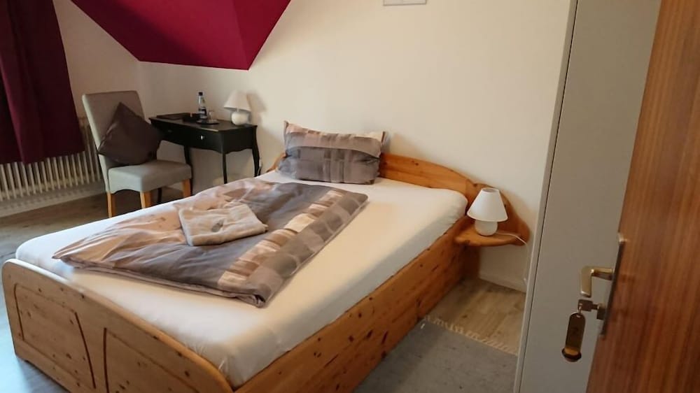 Single Room photo 1