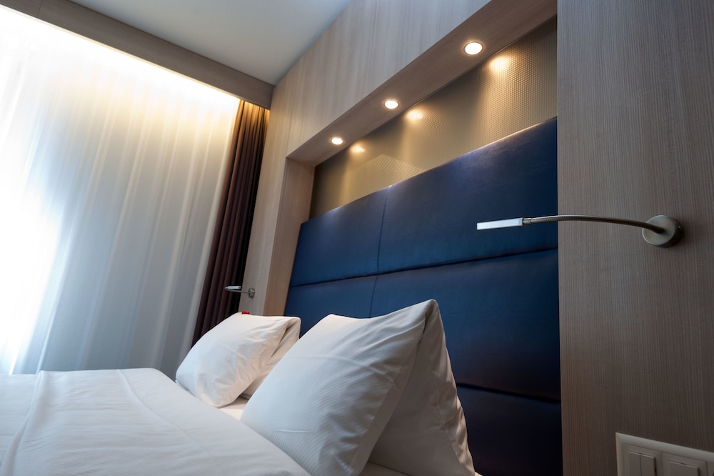 Double Room - Photo 7