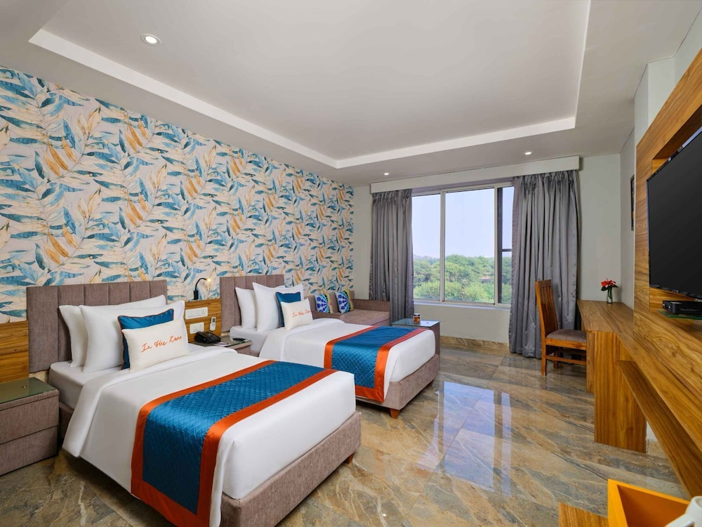 Premium Twin Room photo 2