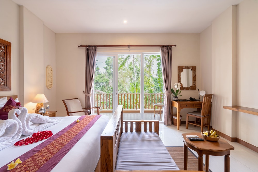 Junior Suite, Balcony, Pool View - Photo 8