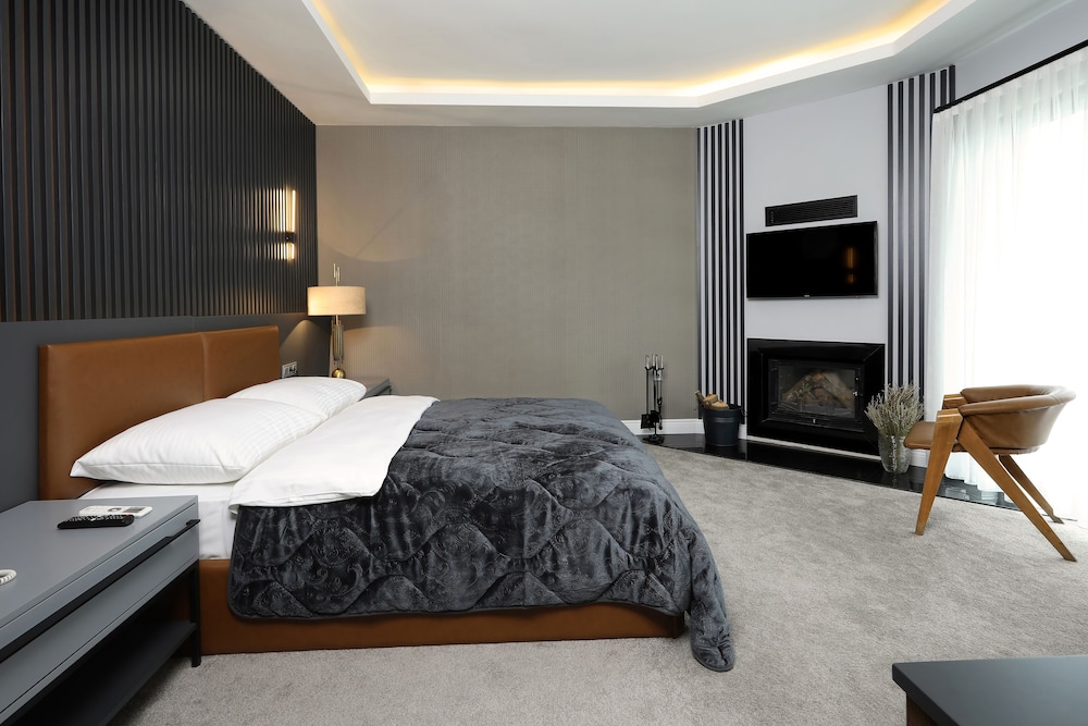 Luxury Double Room, Lake View
