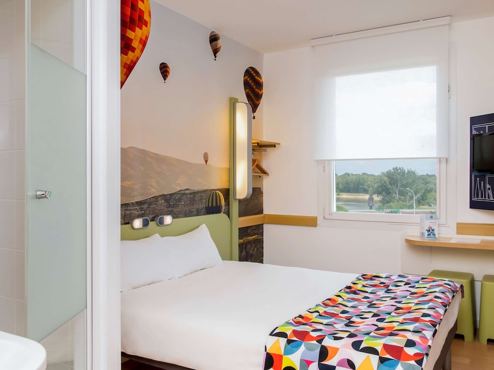 Standard Double Room - Photo 8
