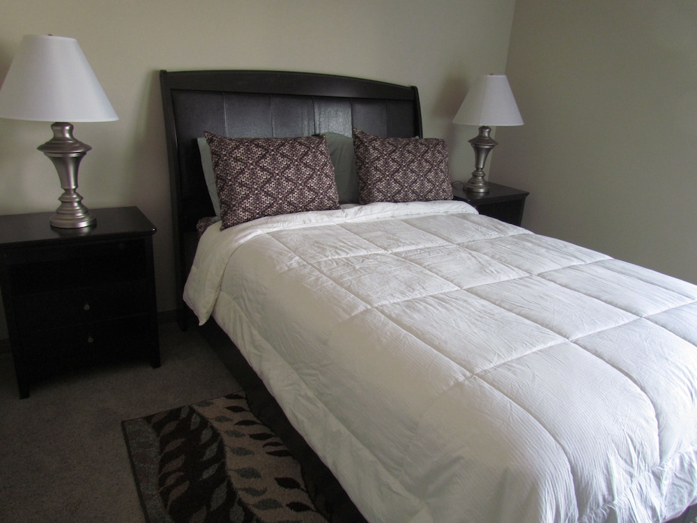 Room, 2 Bedrooms photo 2