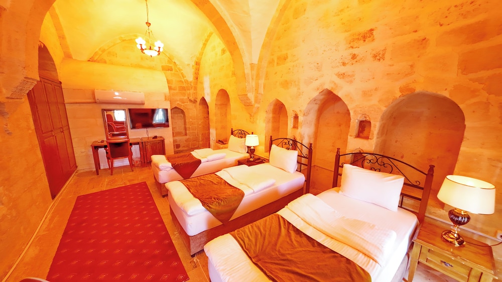 Deluxe Triple Room - Photo 4