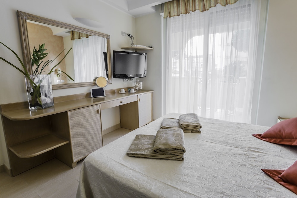 Superior Triple Room photo 1