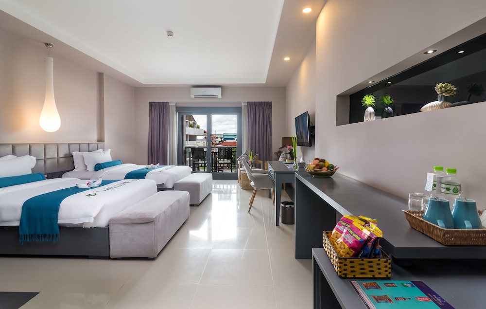 Deluxe Twin Room