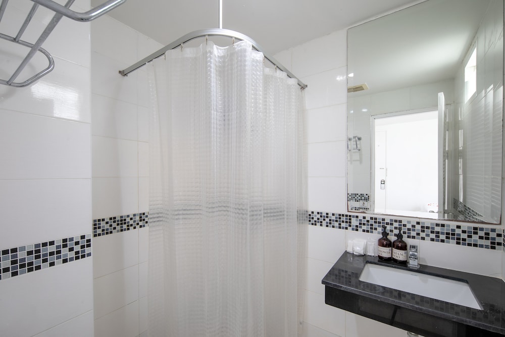 Superior Double or Twin Room - Photo 7