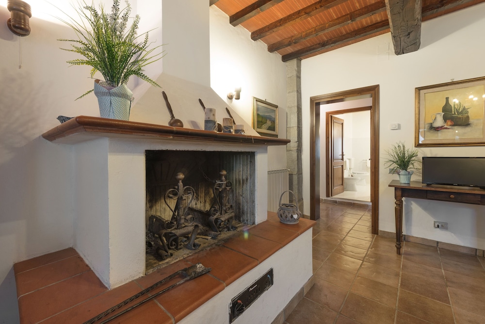 Apartment, 2 Bedrooms, Mountain View (Gianna) photo 2