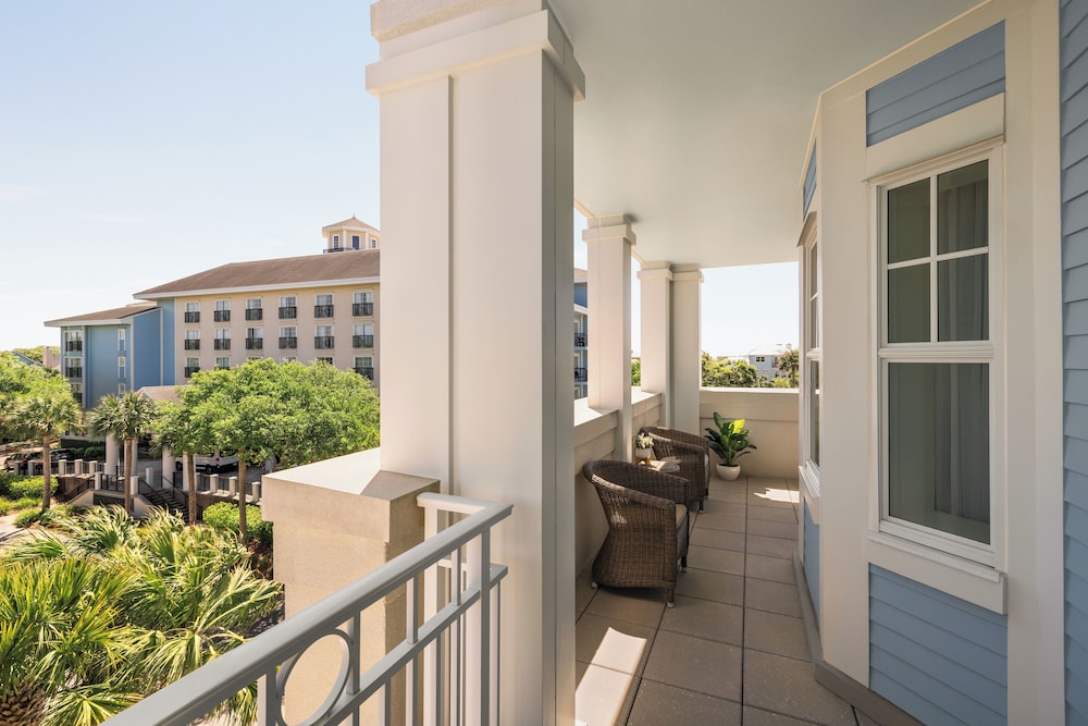 Premier Suite, 2 Bedrooms (Residence, 1 King, 2 Twins)