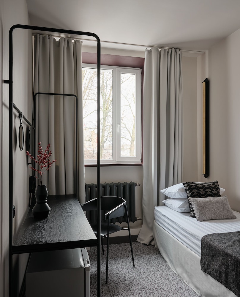 Basic Single Room photo 1