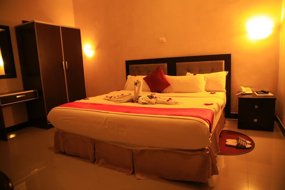 Triple Room, Lake View photo 1