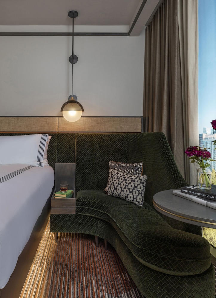 Room, 1 King Bed, Bathtub