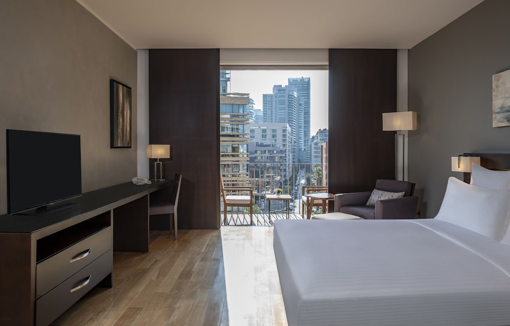 Executive Room, 1 King Bed photo 3