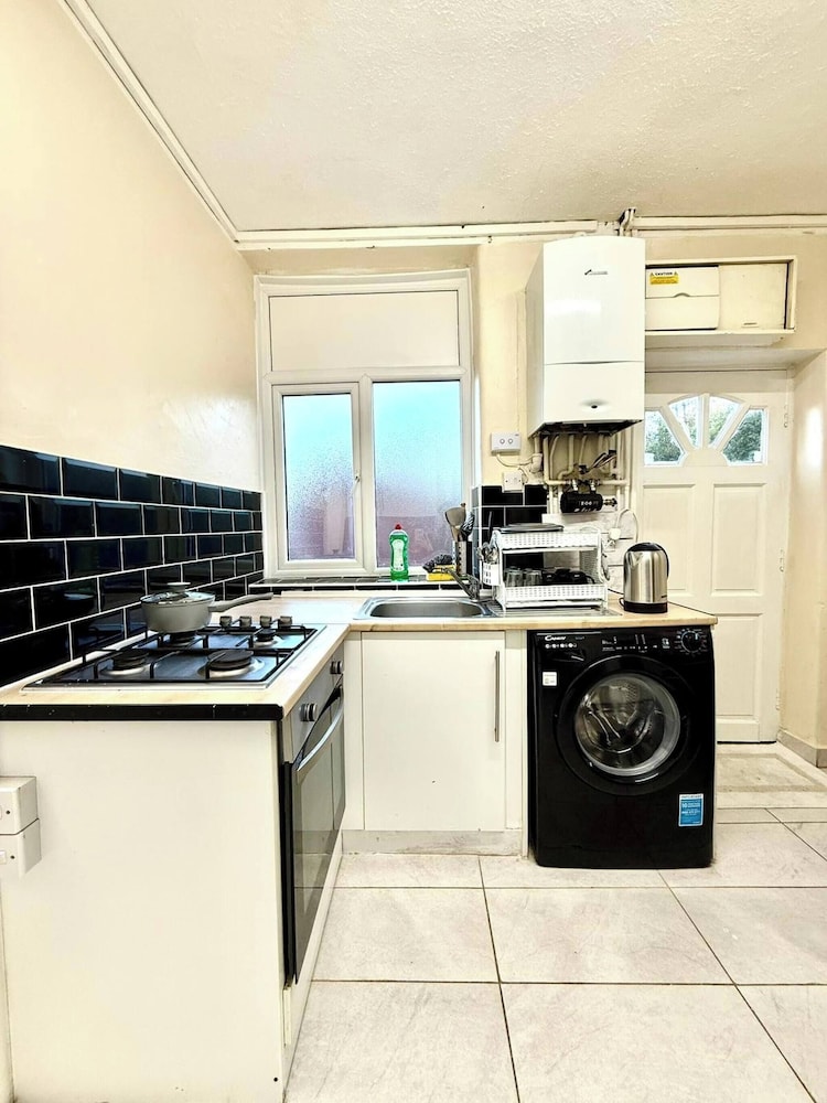 House, 3 Bedrooms