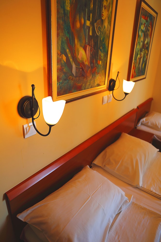 Classic Double Room photo 3