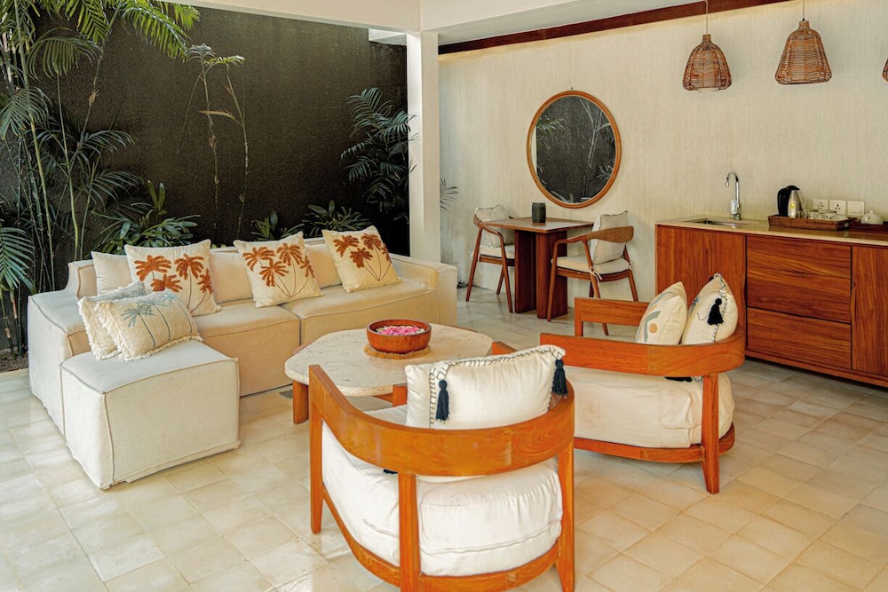 One Bedroom Pool Villa - Photo 1