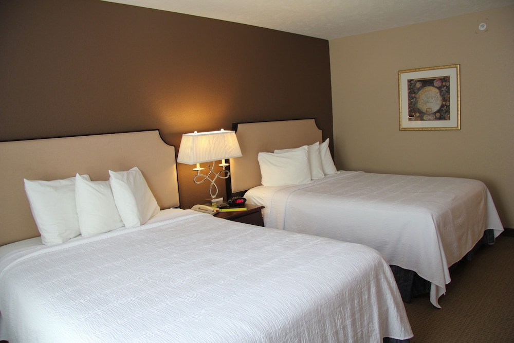 Standard Room, 2 Queen Beds, Non Smoking, Refrigerator (New building)
