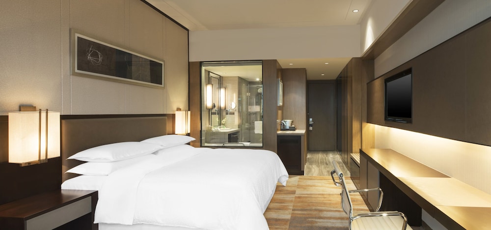 Room, 1 King Bed photo 2
