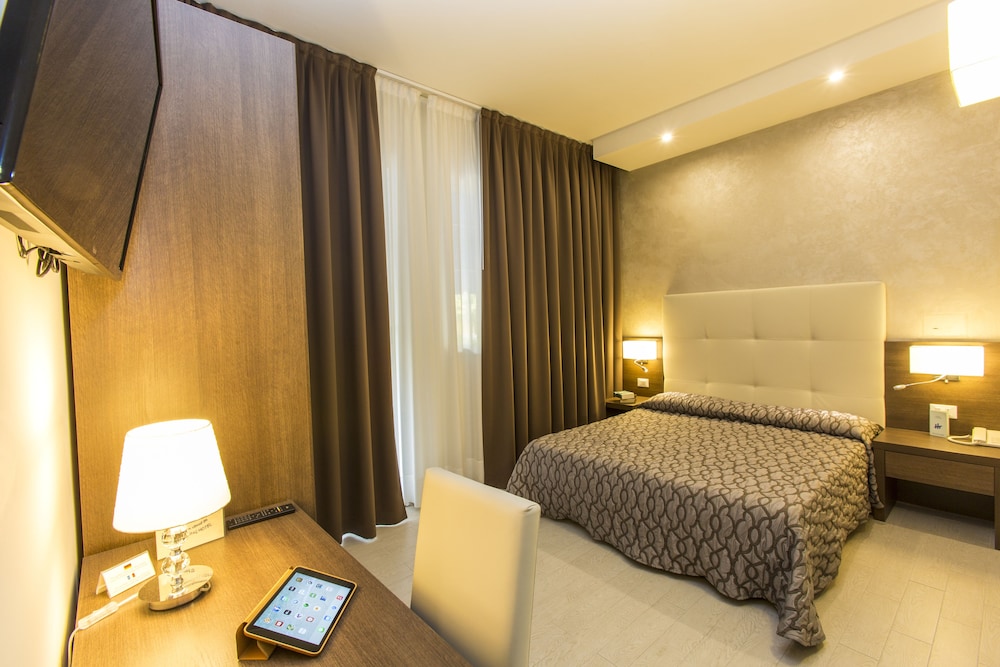 Room (Elegance)