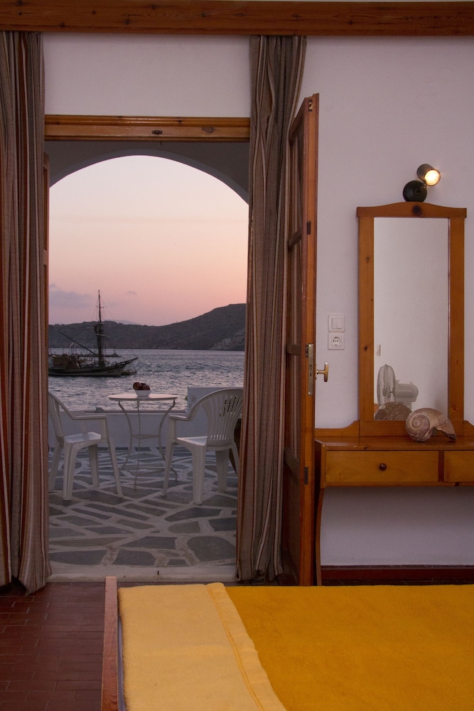 Quadruple Room, Sea View photo 3