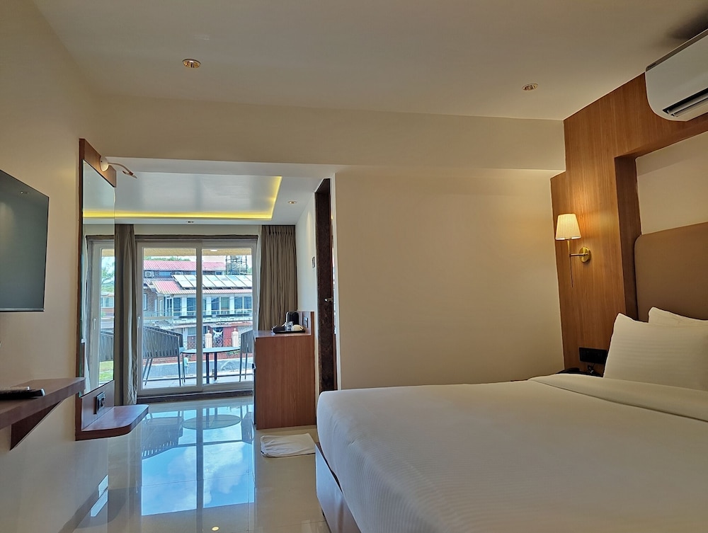 Premier Room