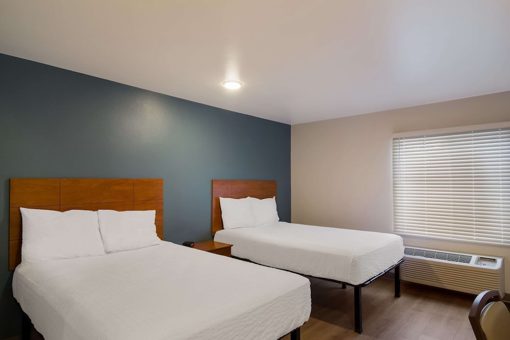 Room, 2 Double Beds, Accessible, Non Smoking photo 1