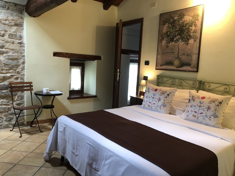 Superior Double Room - Photo 4