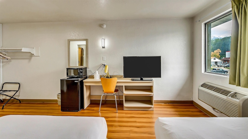 Deluxe Room, 2 Double Beds, Hearing Accessible, Non Smoking photo 1