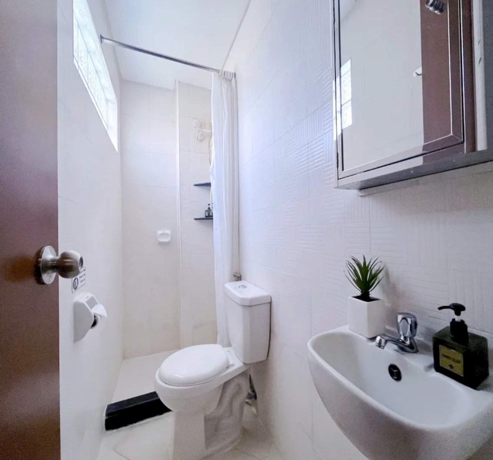 Deluxe Twin Room - Photo 2