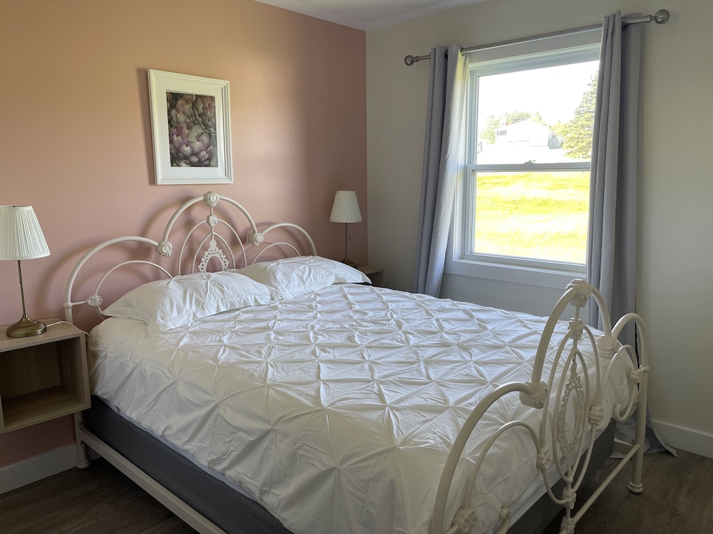Romantic Suite, 2 Bedrooms, Kitchen, Bay View (Master) photo 2