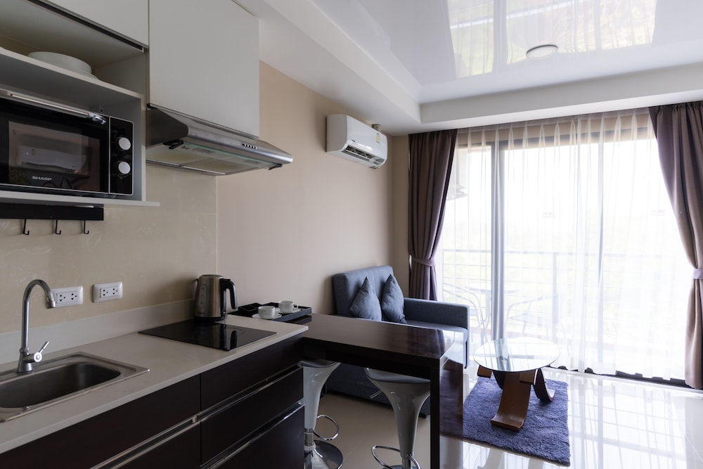 Business Apartment photo 1