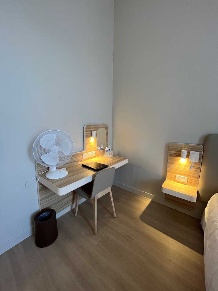Comfort Room photo 2