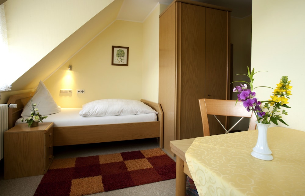 Standard Single Room photo 3