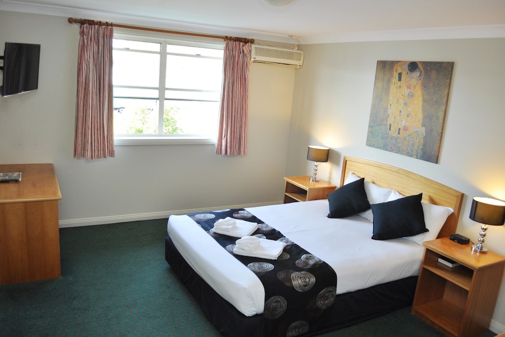 Standard Room, Non Smoking (Queen Room) photo 3