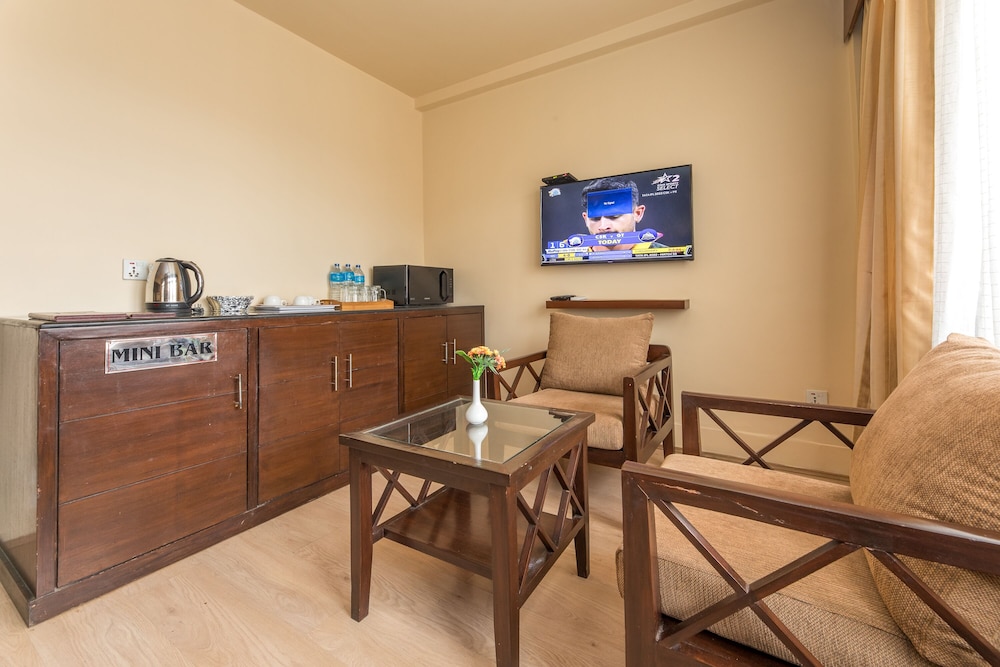 Deluxe Triple Room - Photo 21
