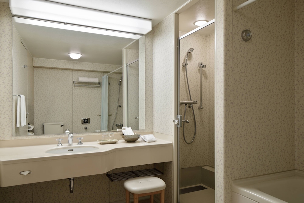 Room, 2 Twin Beds - Photo 2