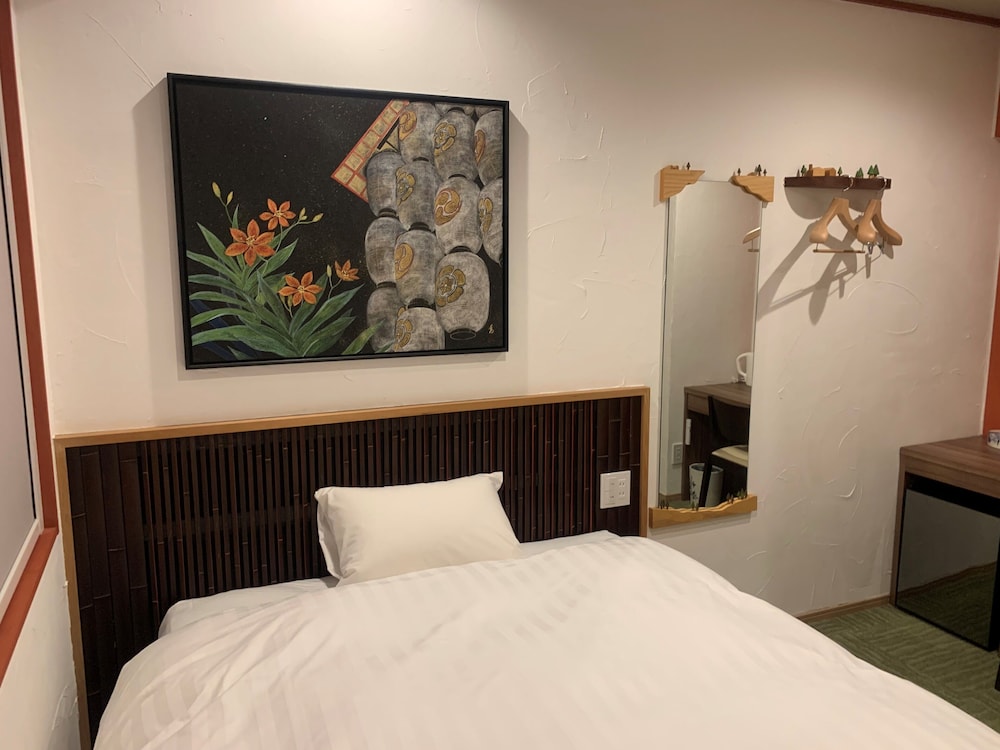 Standard Single Room, Women only, Non Smoking photo 3