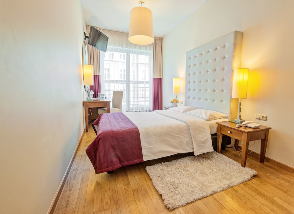 Classic Room, 1 Bedroom - Photo 1