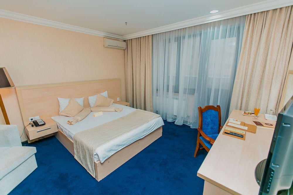 Luxury Suite photo 1