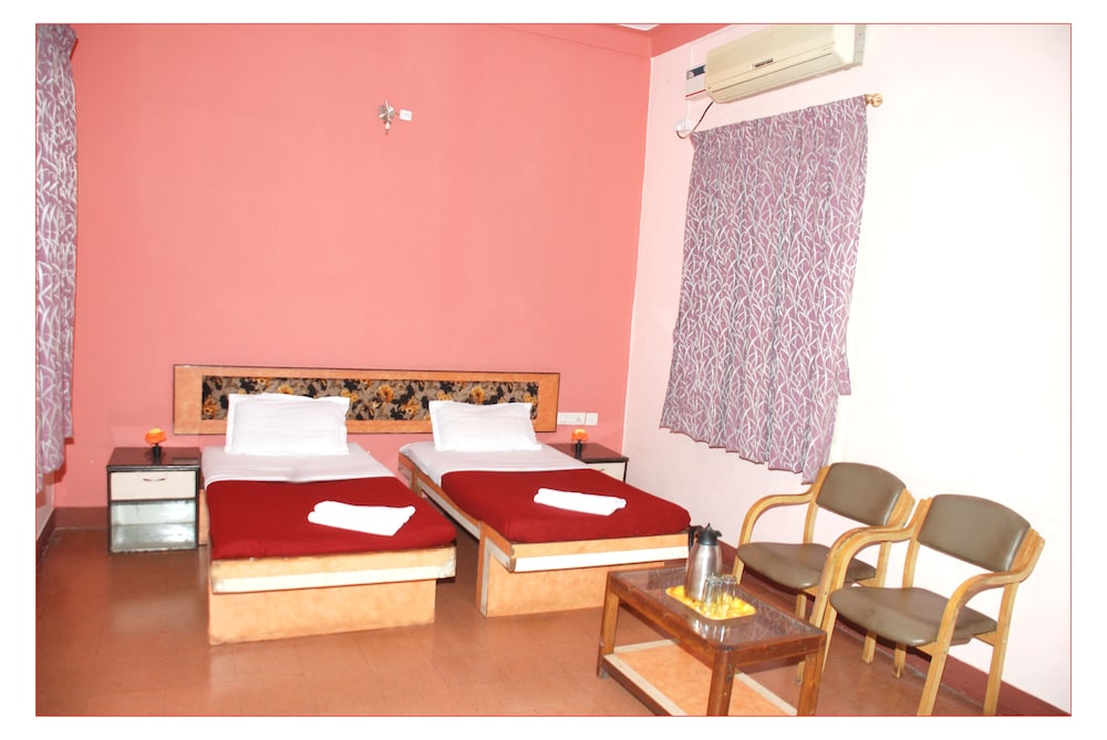Basic Double Room, 1 Double Bed photo 1